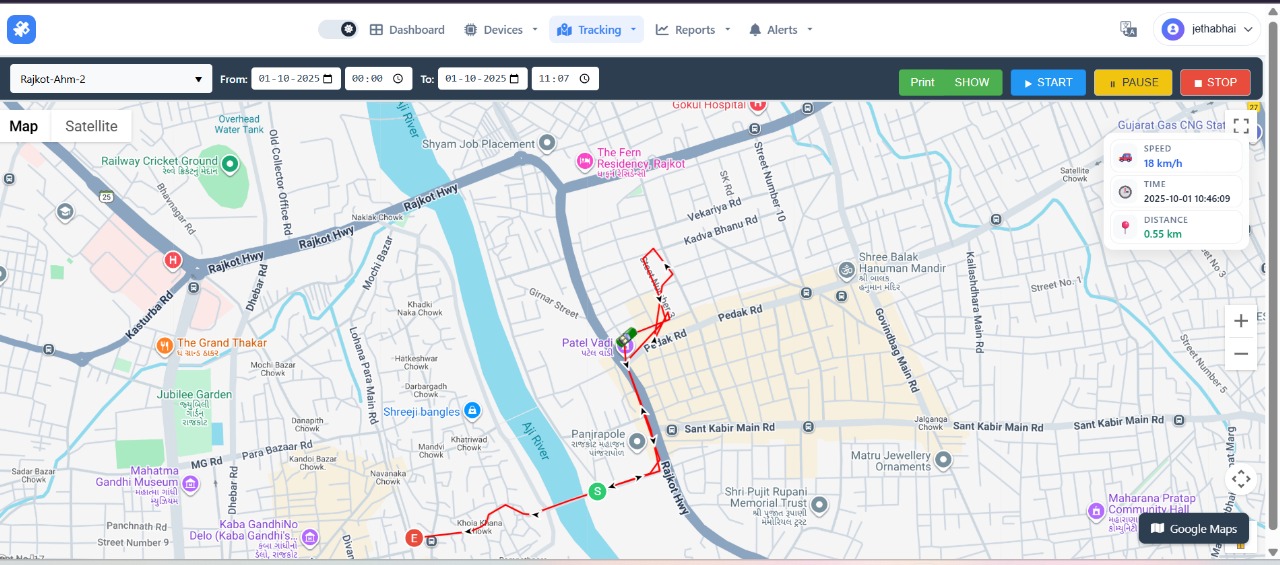 Route deviation visualization showing actual vehicle path with potential deviations from a planned route or event markers